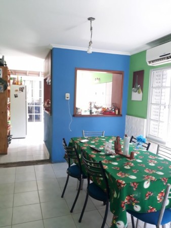 Dos propiedades con gran terreno