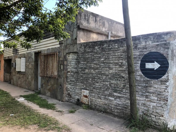 Casa mas departamento a mejorar