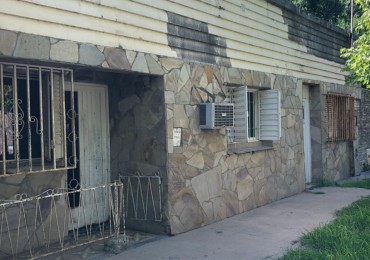 Casa mas departamento a mejorar