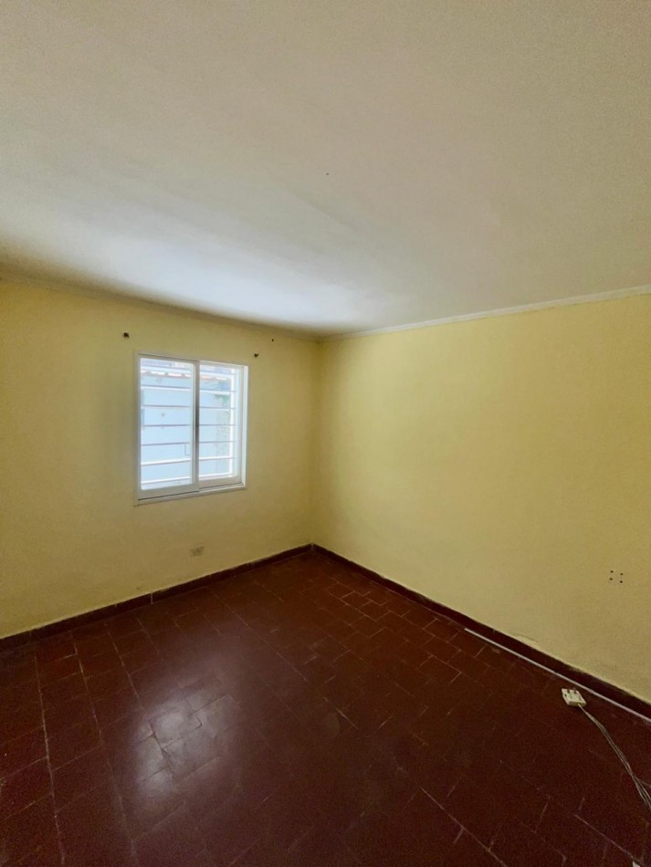 Hipolito Irigoyen 2900 / Barrio Loyola